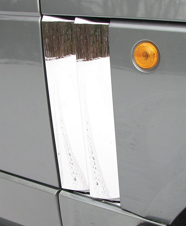 Решетки в крылья (жабры) боковые хромированные на Range Rover 2002- 2006